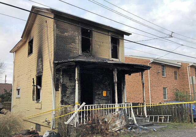 5715954_web1_ptr-sewickleyfire3-121322