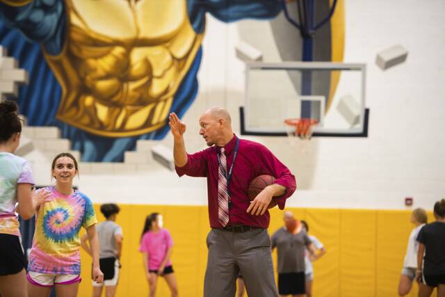 Westmoreland County girls basketball notebook: Norwin winning with stingy defense