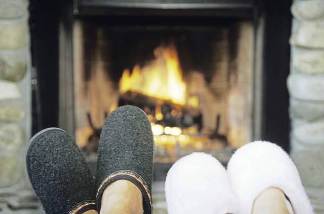 5724899_web1_Slippers