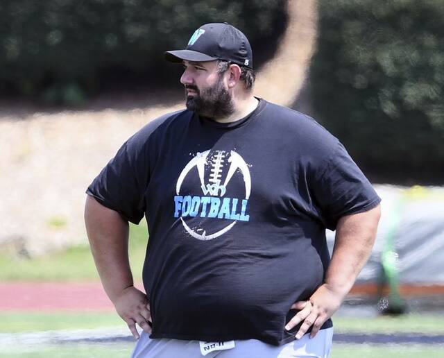 Woodland Hills seeks to replace football coach Tim Bostard