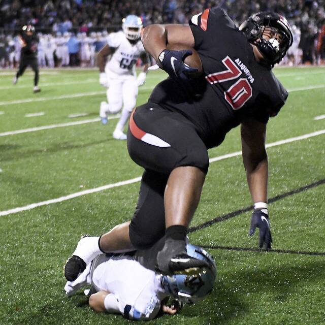 2022 WPIAL All-Conference Football: Aliquippa, coach Mike Warfield lead Parkway honors