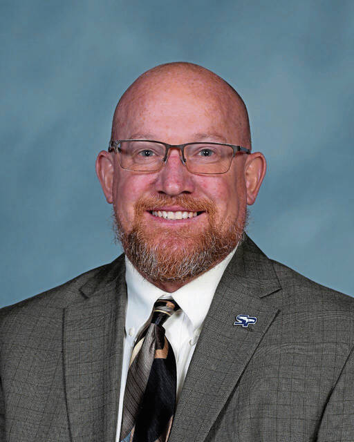 5731188_web1_gtr-HempfieldPrincipal-121922