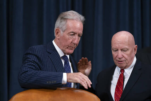 5738238_web1_AP22354743656798