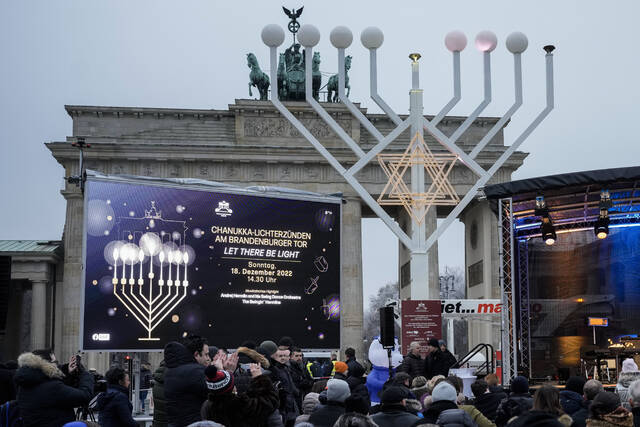 5739044_web1_5739044-8363ccd349f4475595d5f2f206374d3c