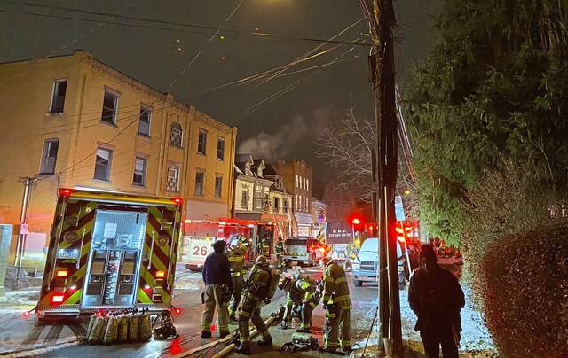 5754705_web1_ptr-BeechviewFire-122822