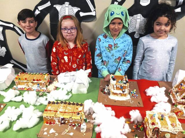5755069_web1_pal-vernergingerbread-011223-1