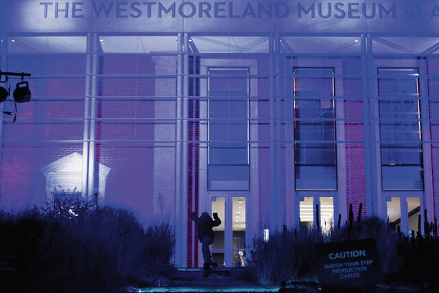 5758782_web1_gtr-LO-WMwinterlights5-111922
