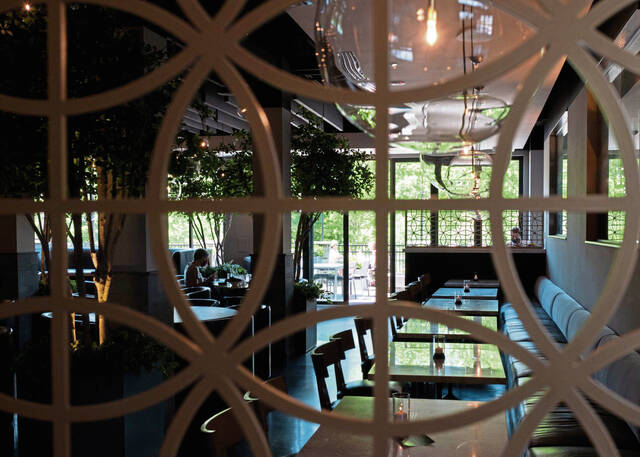 5758782_web1_gtr-RestaurantCovid006-xxxxxx