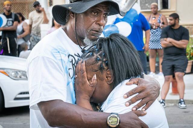 5764244_web1_ptr-PhillyViolence-123122