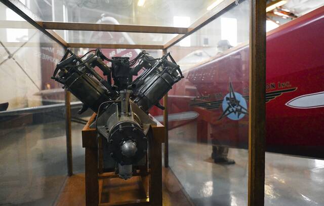 5701074_web1_gtr-eg-AirportMuseum009-010523