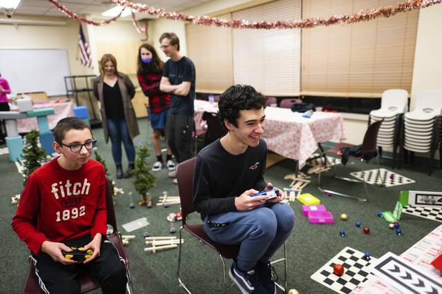 5701116_web1_gtr-eg-LibraryYouth2-010323