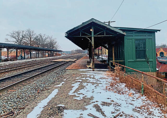 5758092_web1_gtr-eg-TrainStations-122922--3-