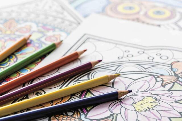 5758694_web1_Colored-pencils