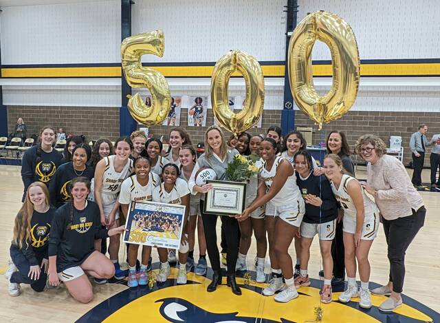 Shady Side Academy coach Jonna Burke hits 500 career wins with victory over Apollo-Ridge