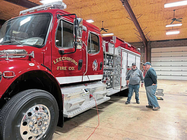5784163_web1_vnd-newfiretruck-011023-3