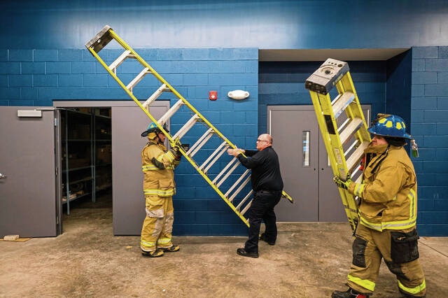 5830831_web1_gtr-HempFirefighters5-012223