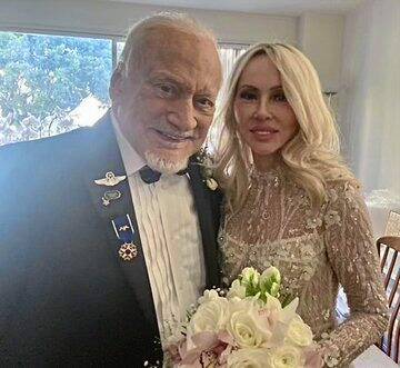 5833060_web1_gtr-BuzzAldrin