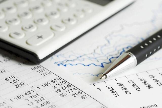 5844442_web1_web-paperwork