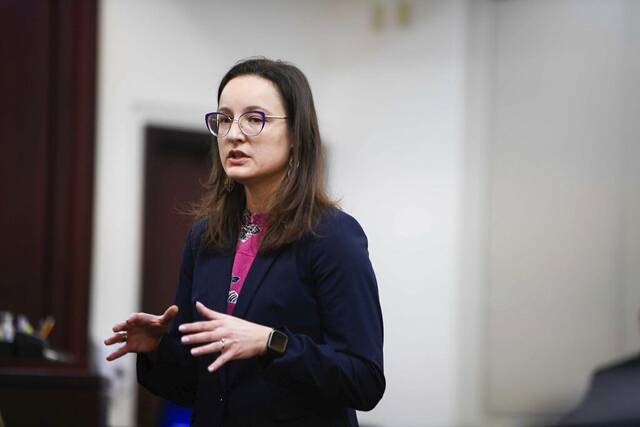 5846286_web1_AP23025590402930