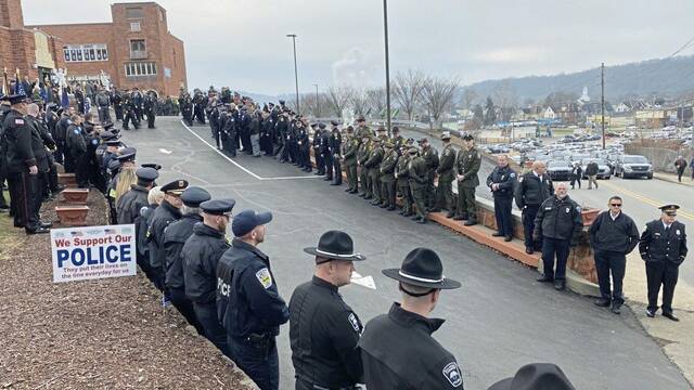 5799326_web1_27_vnd-policelines1-011123