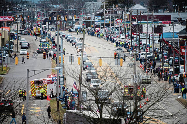 5799326_web1_3_vnd-mcintireprocession212-011223