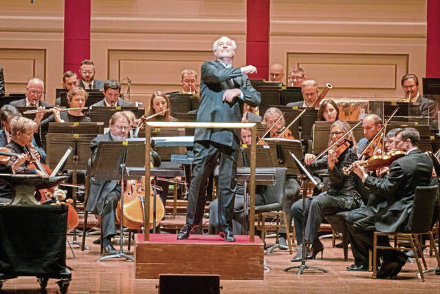 5867944_web1_PTR-SymphonyLightsOn