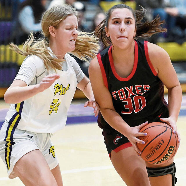 Boosted by versatile junior, Fox Chapel girls make playoff push