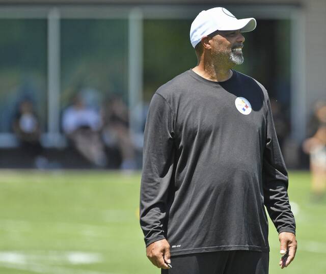 5876946_web1_ptr-Steelers05-060922
