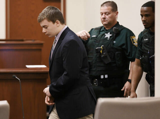 5880773_web1_AP23037598384171