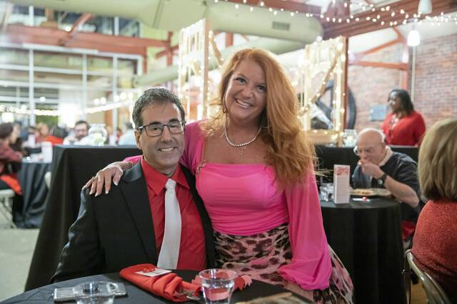5892001_web1_ptr-valentinesdinner-1