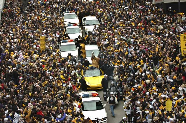 5892985_web1_ptr-steelersbowls020