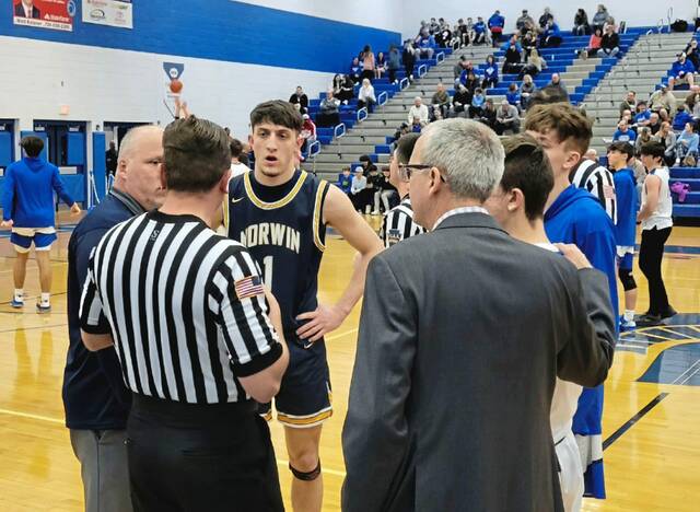 Adam Bilinsky reaches milestone as Norwin eliminates Hempfield from playoffs