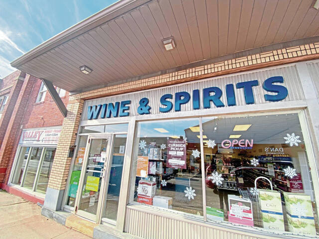 5903324_web1_ptr-liquorprivatization-021322-5