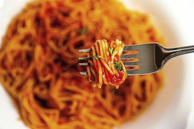 5911162_web1_Spaghetti-Fork