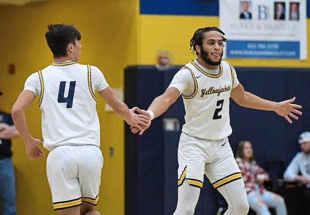 Freeport boys ready for tall task vs. No. 2 Laurel Highlands