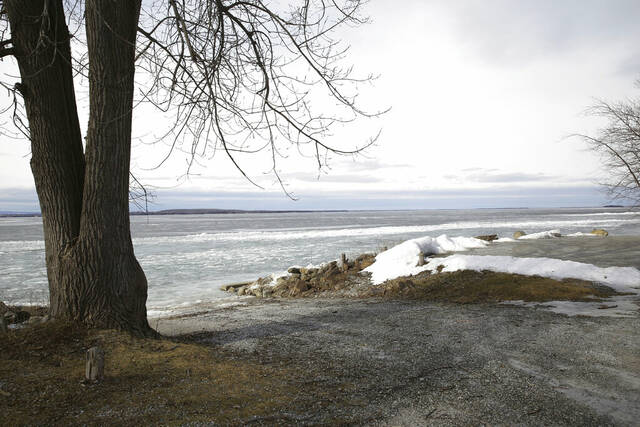 5917000_web1_AP23047710981023