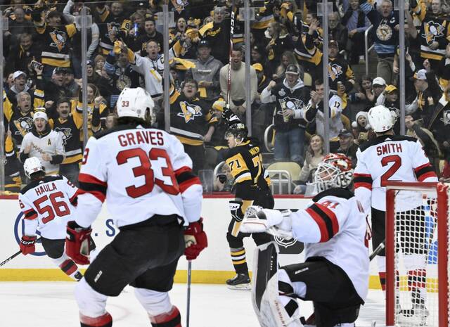 Penguins drop another Metropolitan Division game, fall to Devils