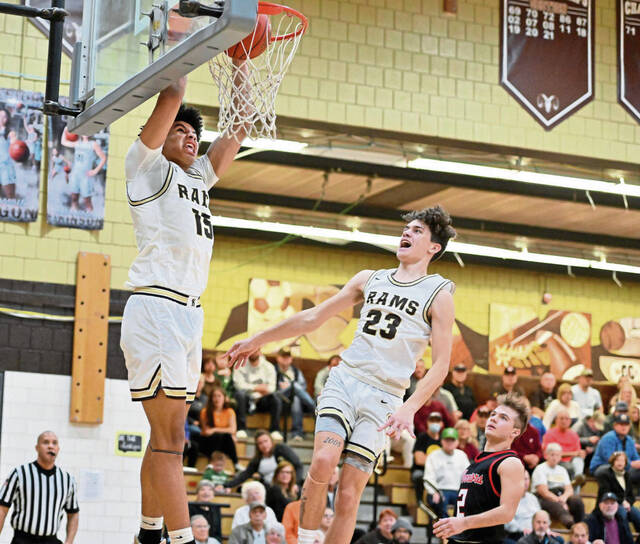 Highlands dominates Elizabeth Forward in Class 4A first round