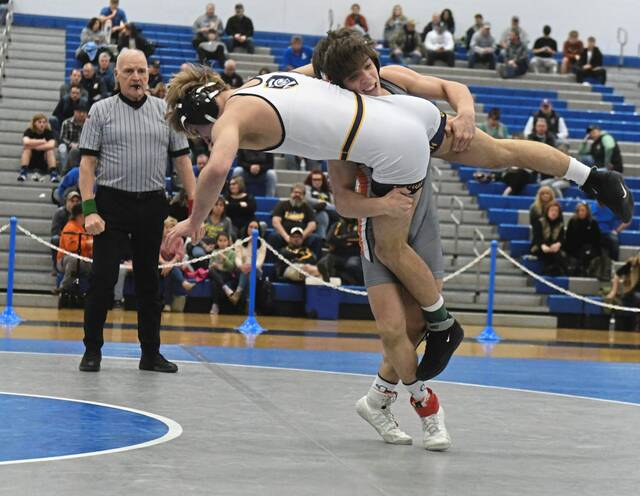 Wrestling notebook: 6 wrestlers look to become 3-time WPIAL champions
