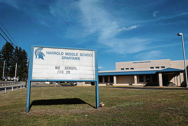 5931633_web1_gtr-HempNewSchoolMain008-021923