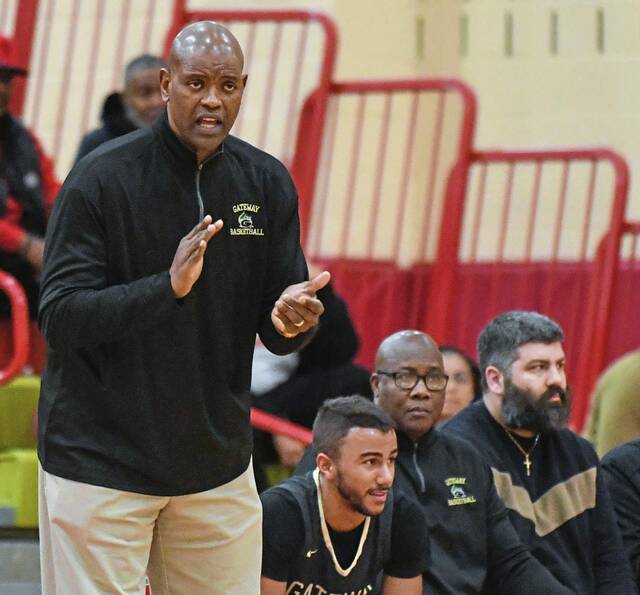 Gateway fights off 4th-quarter rally to stop McKeesport