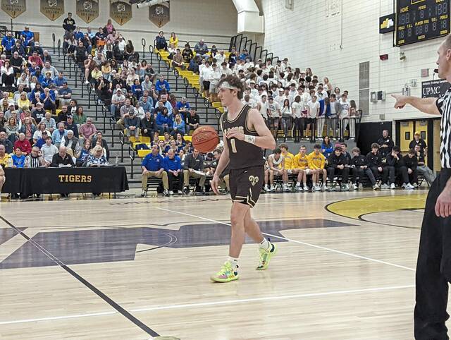 Highlands boys make good on third shot at Hampton, advance to semifinals