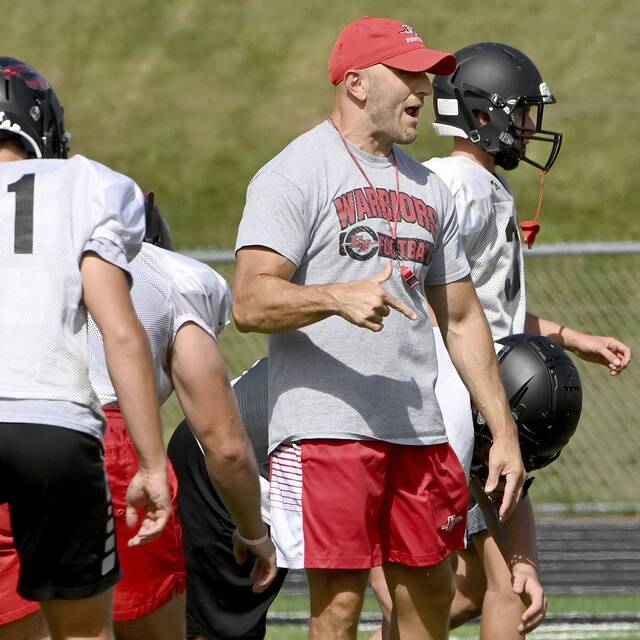 Football coach Mike Collodi leaves Elizabeth Forward for Mt. Lebanon