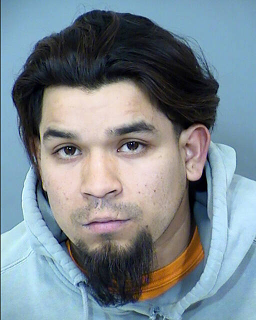 5948956_web1_AP23057695010089