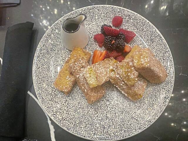 5949836_web1_ptr-ritualhouse-frenchtoast