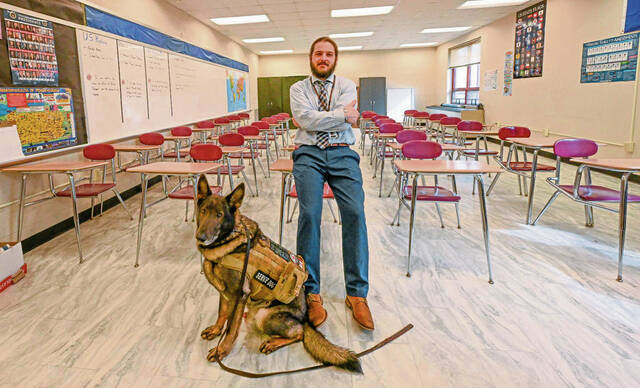 5844041_web1_vnd-servicedogfundraiser5-030223