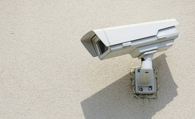 5957317_web1_web-surveillance-camera