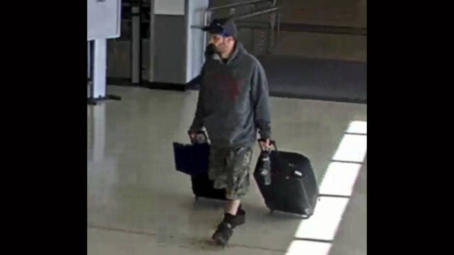 No bail for Pennsylvania man with explosives in suitcase