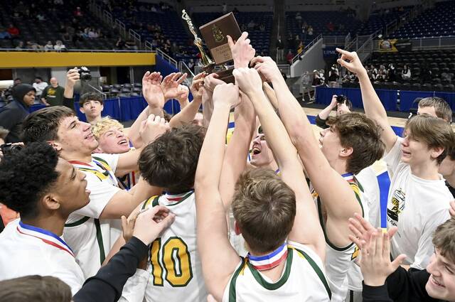 Deer Lakes celebrates ‘wonderful journey’ by hoisting WPIAL championship trophy