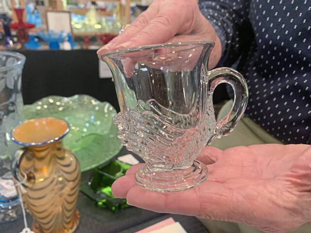 5969772_web1_vnd-glassshow3-030523